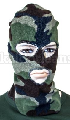 Cagoule polaire 3 trous.