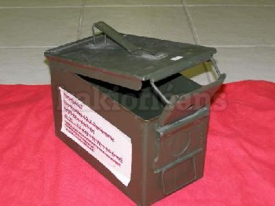 Caisse militaire à munitions métal U.S kaki
