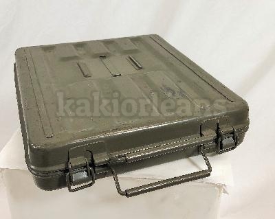 Caisse en métal originale armée Suisse